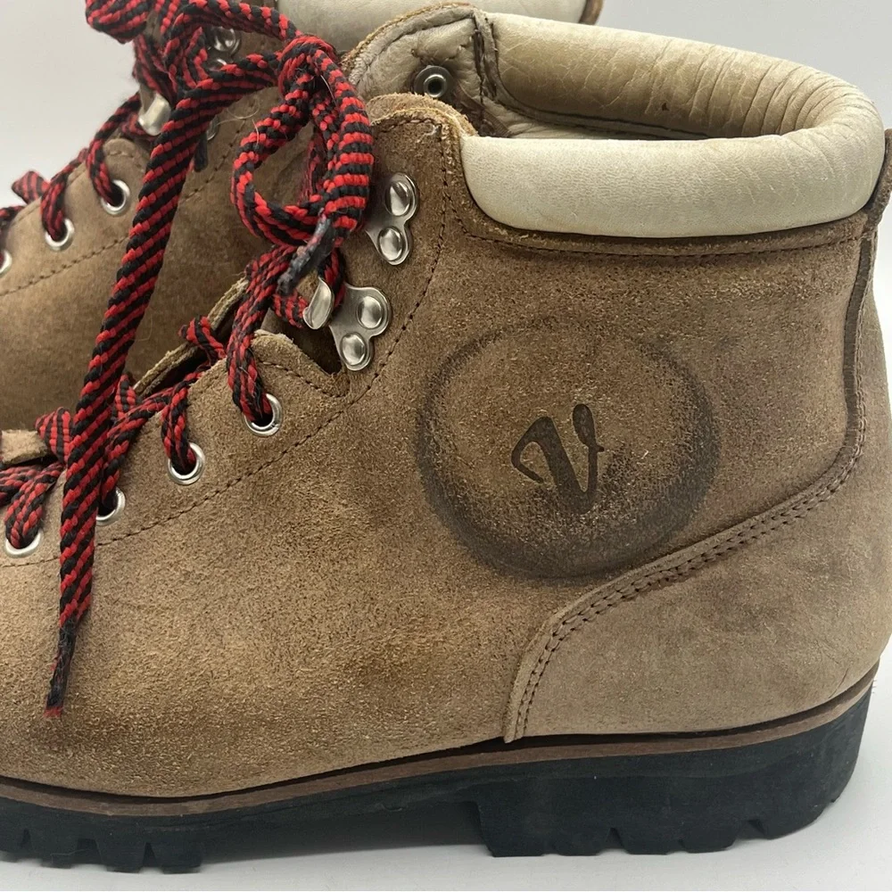 Vasque Leather Hiking Boots Mens Size 7.5 Made In Italy Vintage Vibram Gorpcore